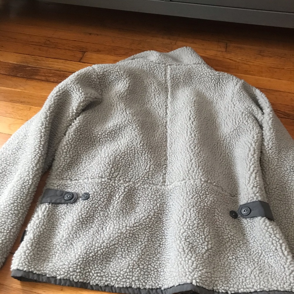 Patagonia Divided Sky jacket (size L) - Picture 4 of 5